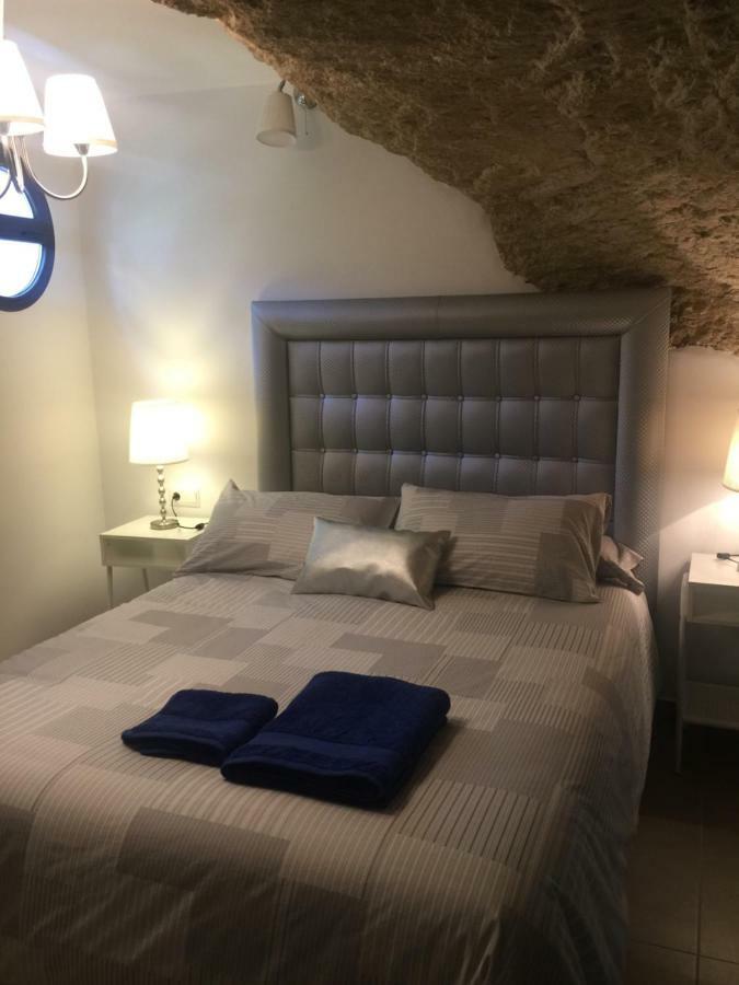 Casa Cueva Un Rincon En La Roca Βίλα Setenil De Las Bodegas Εξωτερικό φωτογραφία